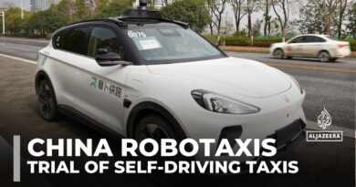 China robotaxis: Driverless vehicles spark jobs debate