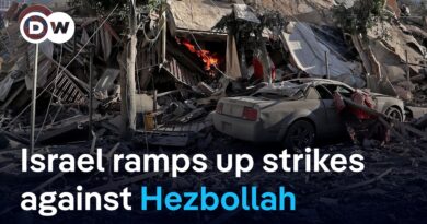 Israel’s airstrikes hit Beirut as it aims to cripple Hezbollah | DW News