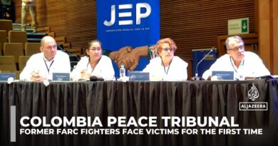 Colombia peace tribunal: Former FARC fighters face victims for the first time