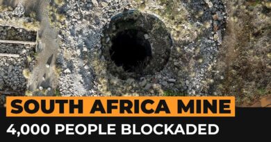 South African authorities blockade illegal mine with 4,000 people inside | Al Jazeera Newsfeed