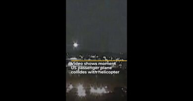 Video shows moment US passenger plane collides with helicopter | AJ #shorts