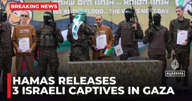 Hamas releases three Israeli captives