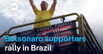 Brazil’s former president Bolsonaro stages rally ahead of possible trial | DW News