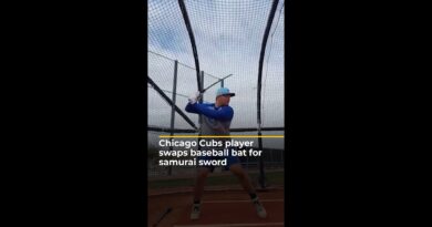 Chicago Cubs player swaps baseball bat for samurai sword | AJ #shorts