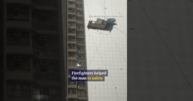 Hong Kong construction worker stranded in mid-air #ytshorts