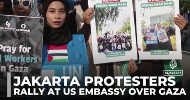 Protesters in Jakarta rally outside us embassy over Gaza crisis