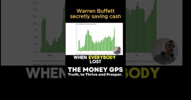 Warren Buffett is saving his cash for a reason